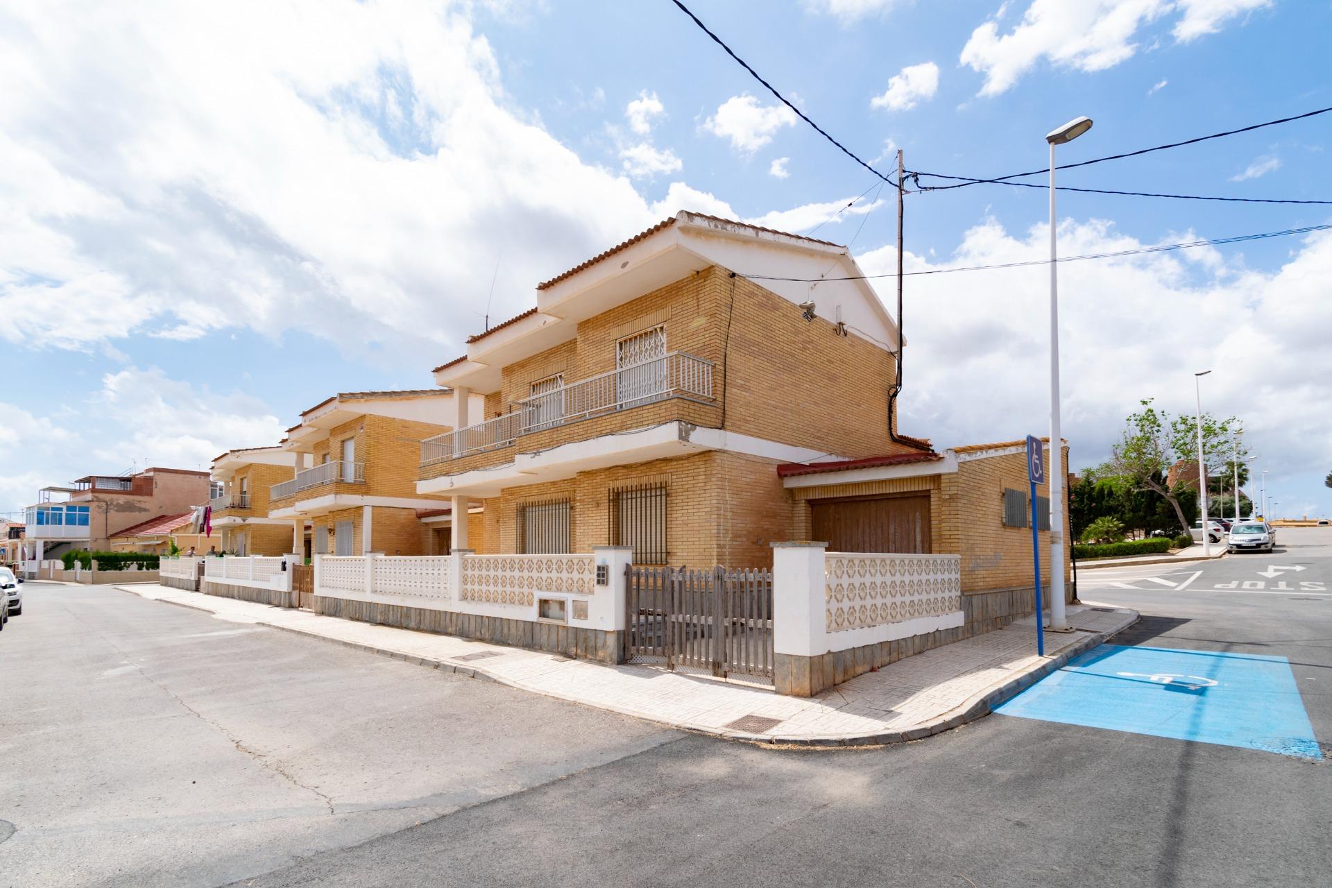 Duplex en venta, Los Nietos