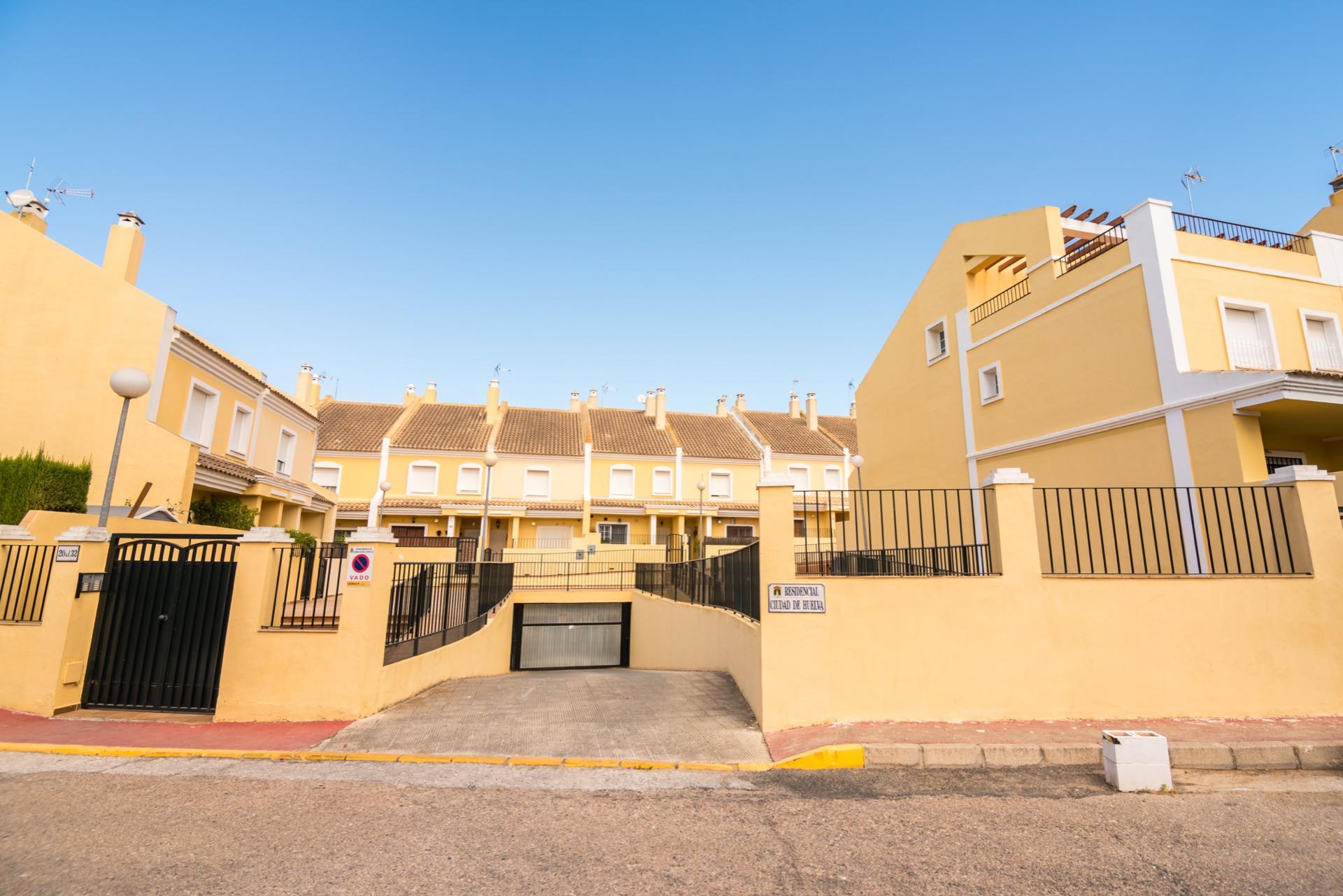 Chalet adosado en venta, Aznalcázar, Sevilla