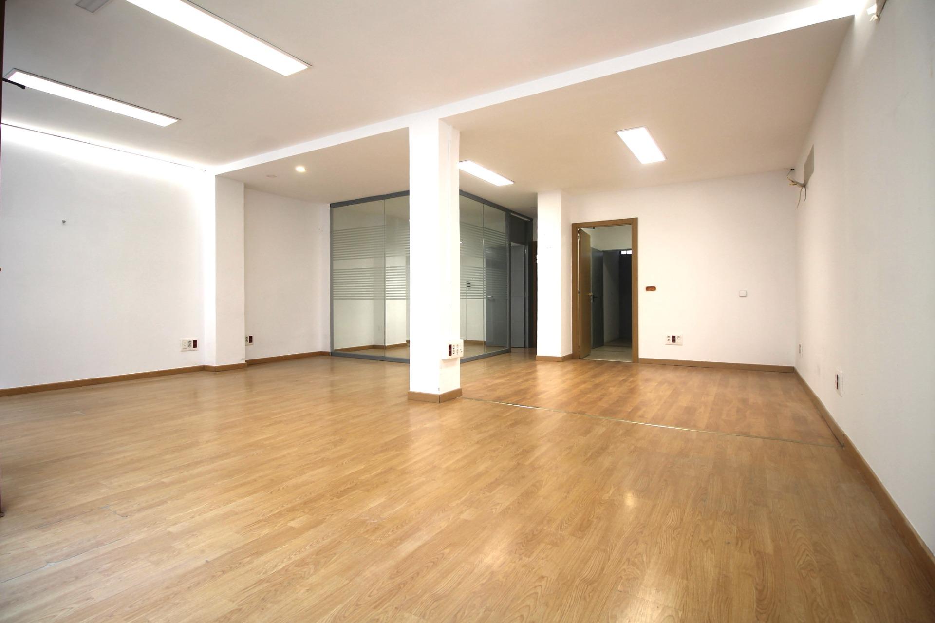 Local Comercial en alquiler, Madrid - Remax