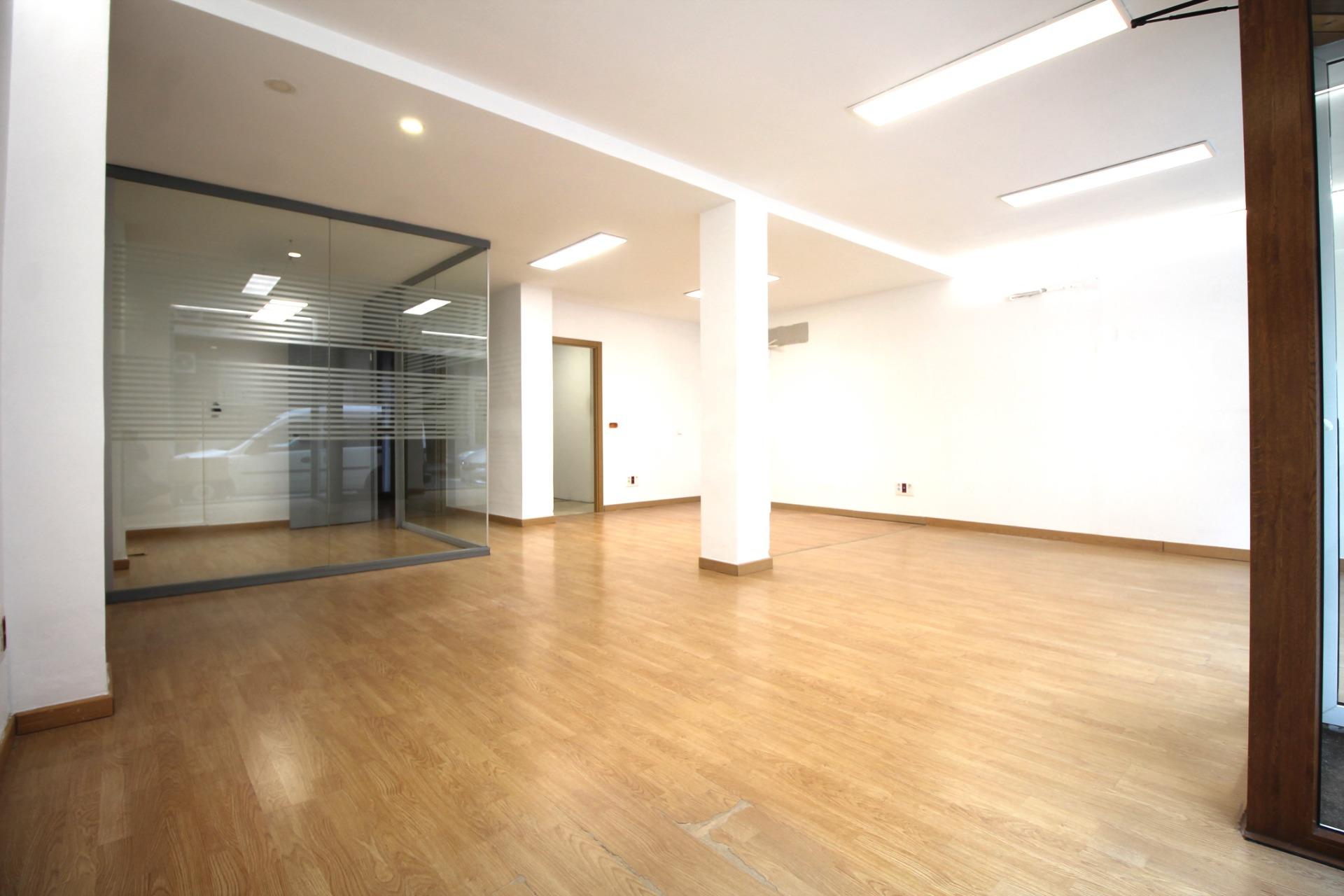 Local Comercial en alquiler, EZEQUIEL SOLANA, Madrid - Remax