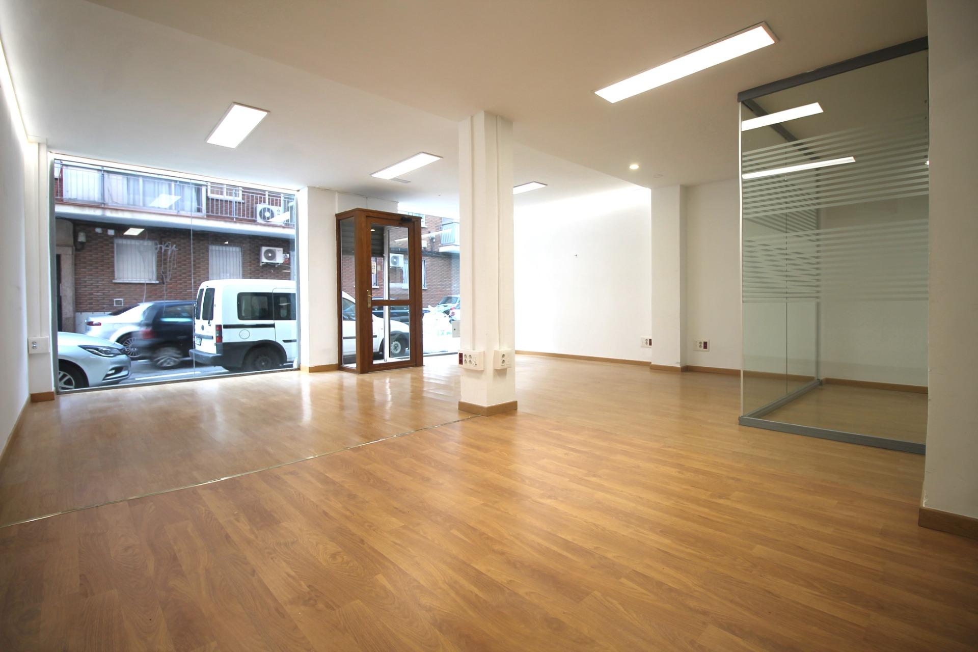 Local Comercial en alquiler, EZEQUIEL SOLANA, Madrid - Remax