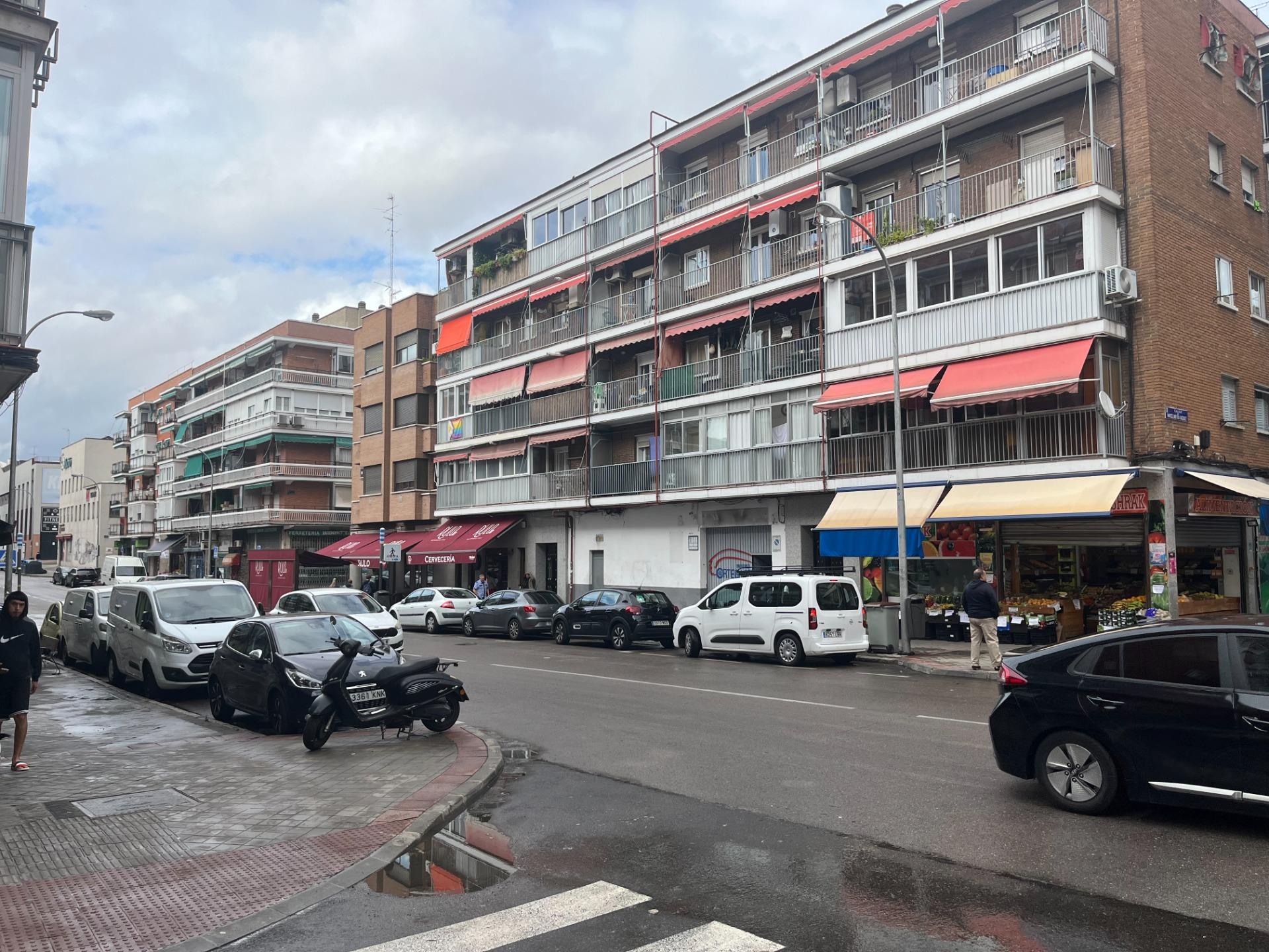 Local Comercial en alquiler, EZEQUIEL SOLANA, Madrid - Remax